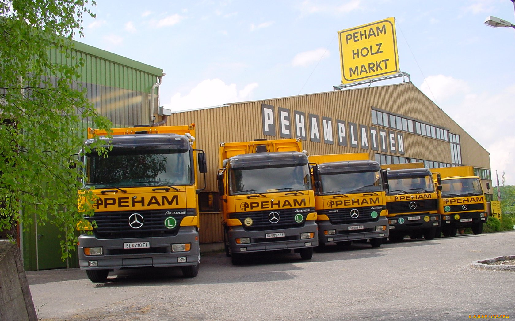 , mercedes, trucks